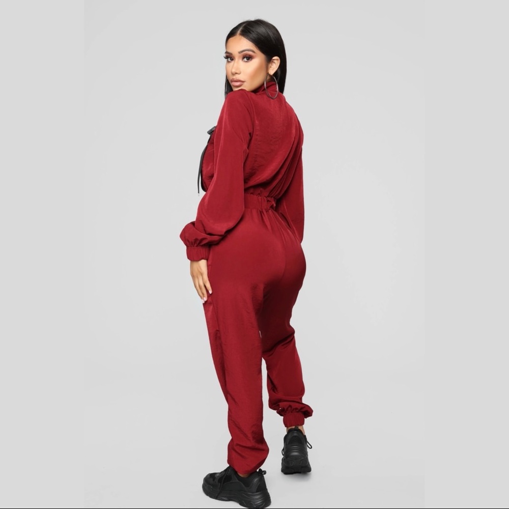 🆕Fashion nova jumpsuit - Picture 3 of 6